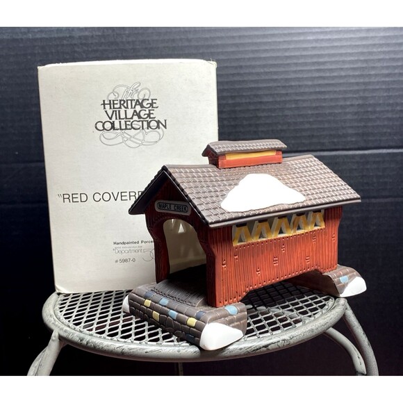 Dept 56 Heritage Village Red Covered Bridge Accessory 5987-0 with Original Box - Picture 1 of 9
